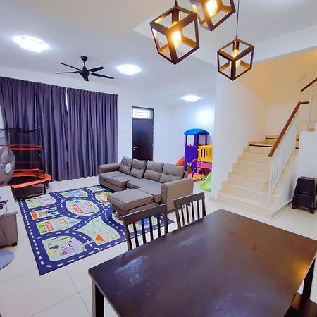 Spacious Family House At Desaru Harmonia 2 Экстерьер фото